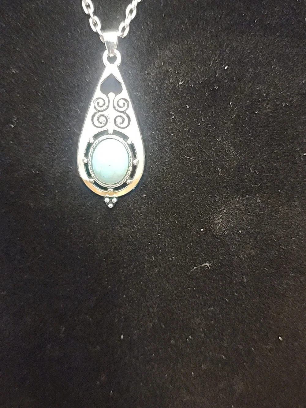 1 Set Vintage Style antiqued Silver Jewerly Set WithTuquoise Inlay A symmetrical